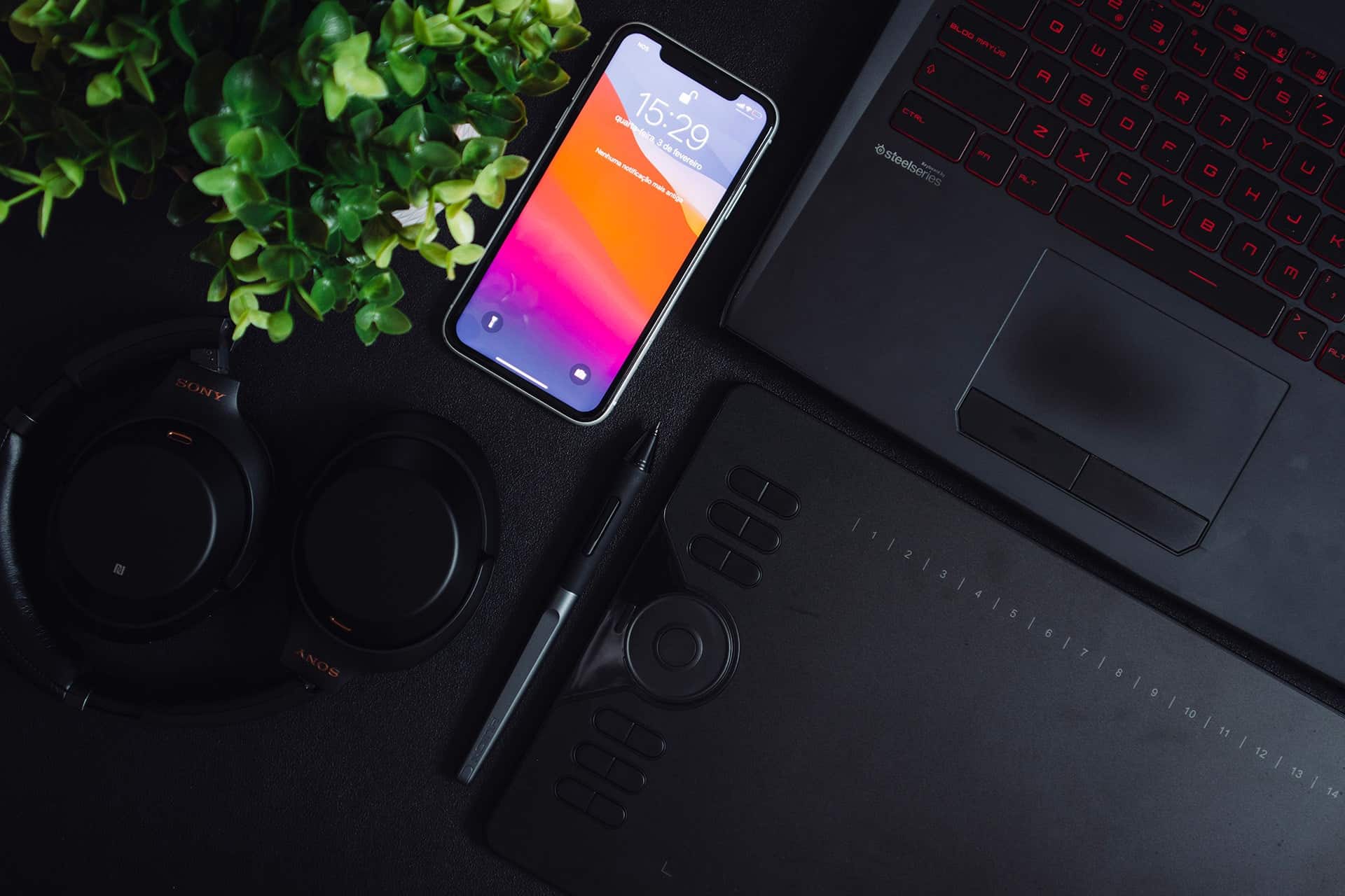 Services 5 nubelson fernandes YaOONA SKWg unsplash